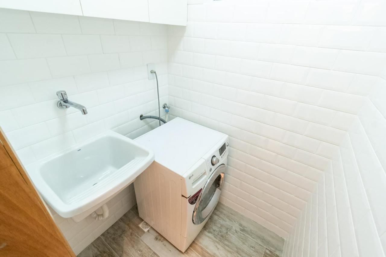 Omar do Rio - SL 108 Moderno Quarto e Sala com Garagem, Internet 240mbps, a 5 minutos das praias de Ipanema, Arpoador e Copacabana, a 100 metros do Metrô Rio de Janeiro Exterior foto